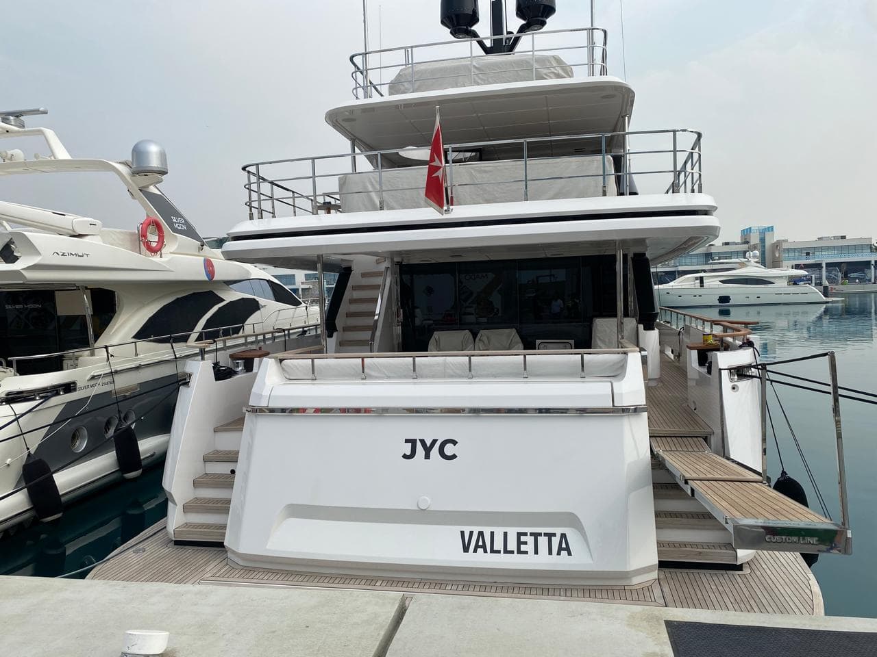JYC yacht